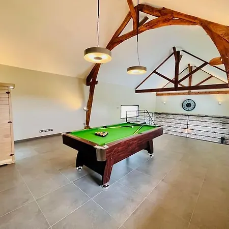 La Belle Escapade Piscine, Sauna, Billard فيلة
